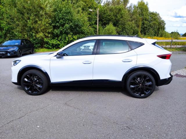 Cupra FORMENTOR VZ BLACK EDITION 2.0 TSI DSG, CO2-Klasse: G, AHZV NAVI Bildbeschreibung: Cupra FORMENTOR VZ BLACK EDITION 2.0 TSI DSG, CO2-Klasse: G, AHZV NAVI