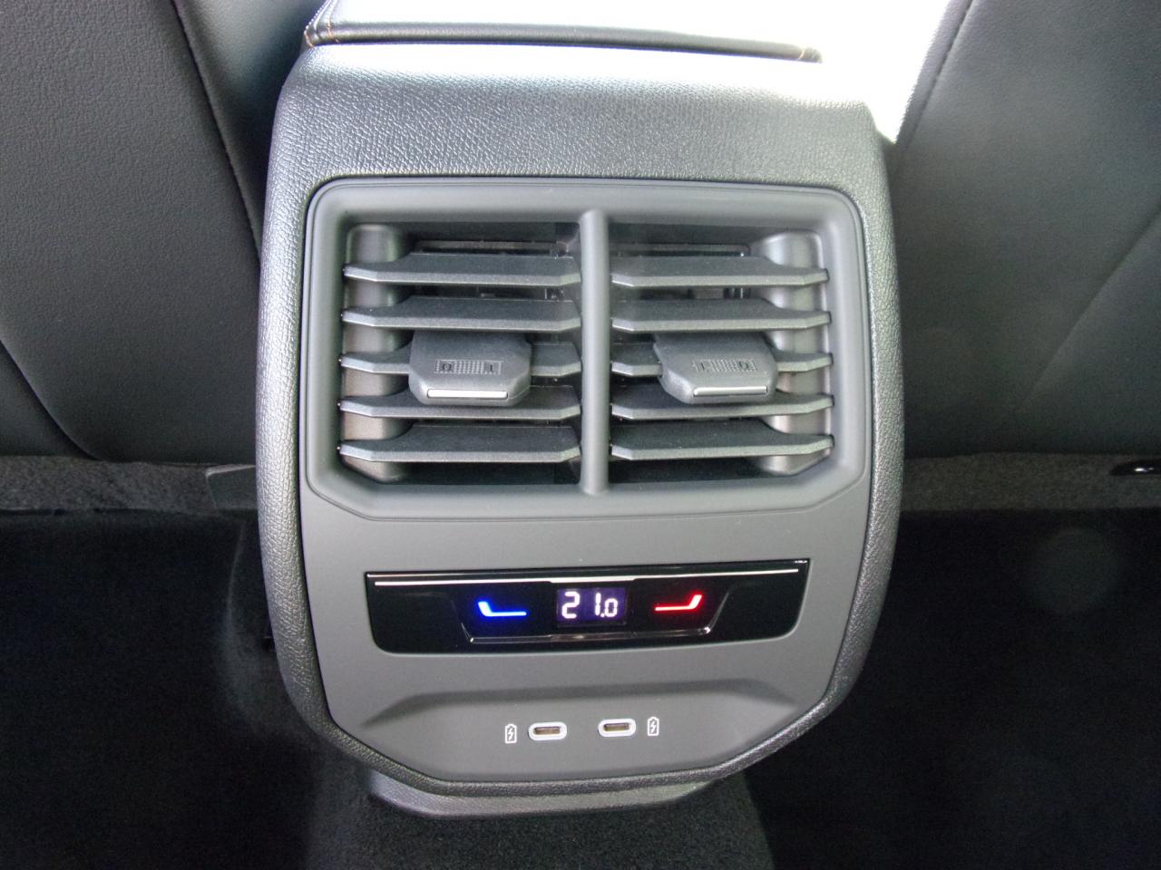 Cupra FORMENTO 1.4 VZ +GAR.* PANORAMAD. Bildbeschreibung: Cupra FORMENTO 1.4 VZ +GAR.* PANORAMAD.