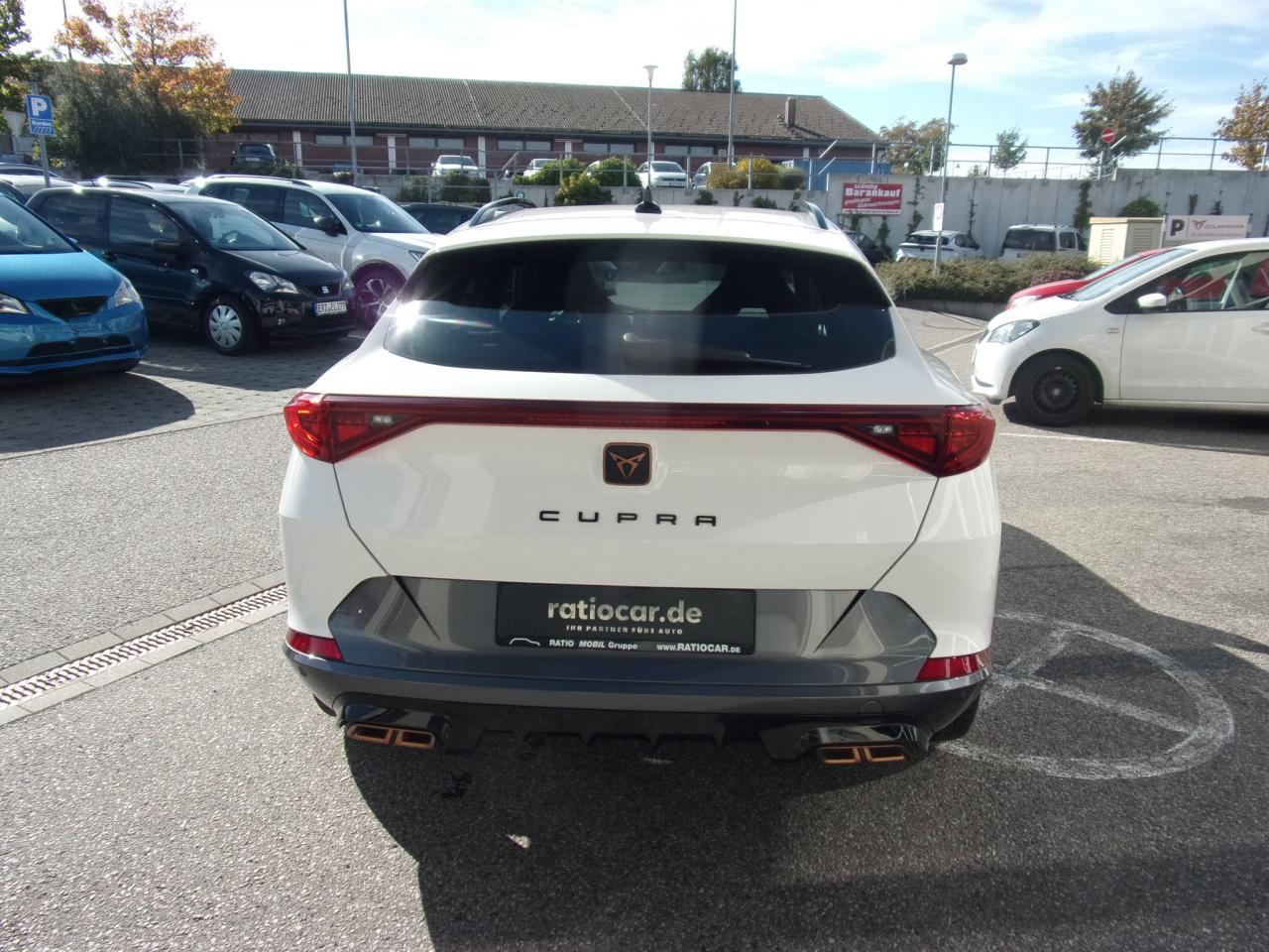 Cupra FORMENTO 1.4 VZ +GAR.* PANORAMAD. Bildbeschreibung: Cupra FORMENTO 1.4 VZ +GAR.* PANORAMAD.