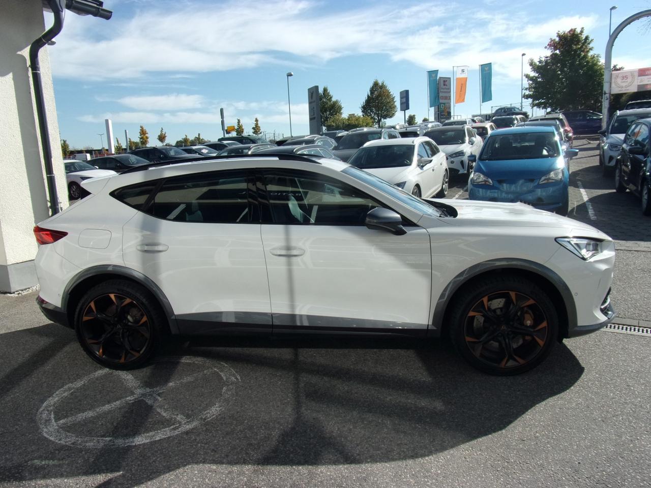 Cupra FORMENTO 1.4 VZ +GAR.* PANORAMAD. Bildbeschreibung: Cupra FORMENTO 1.4 VZ +GAR.* PANORAMAD.