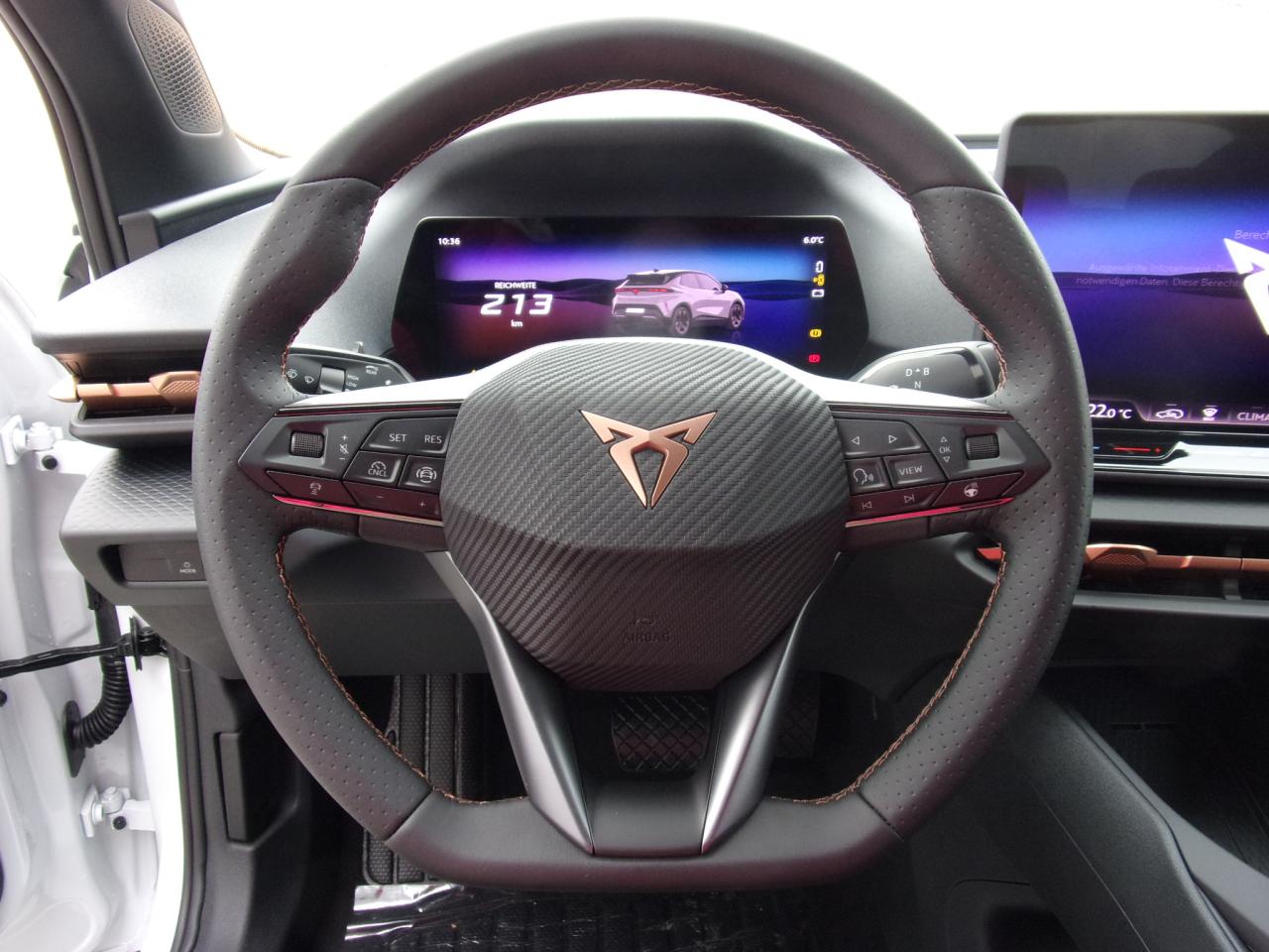 Cupra RAVAL 0.0 PLUS, CO2-Klasse: A, NAVI SITZH. AHZV-VORBER. Bildbeschreibung: Cupra RAVAL 0.0 PLUS, CO2-Klasse: A, NAVI SITZH. AHZV-VORBER.