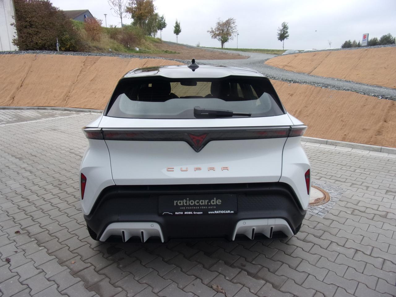 Cupra RAVAL 0.0 PLUS, CO2-Klasse: A, NAVI SITZH. AHZV-VORBER. Bildbeschreibung: Cupra RAVAL 0.0 PLUS, CO2-Klasse: A, NAVI SITZH. AHZV-VORBER.