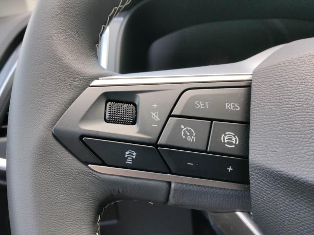 Seat ATECA ROAD EDITION 1.5 TSI DSG, CO2-Klasse: E, NAVI AHZV Bildbeschreibung: Seat ATECA ROAD EDITION 1.5 TSI DSG, CO2-Klasse: E, NAVI AHZV