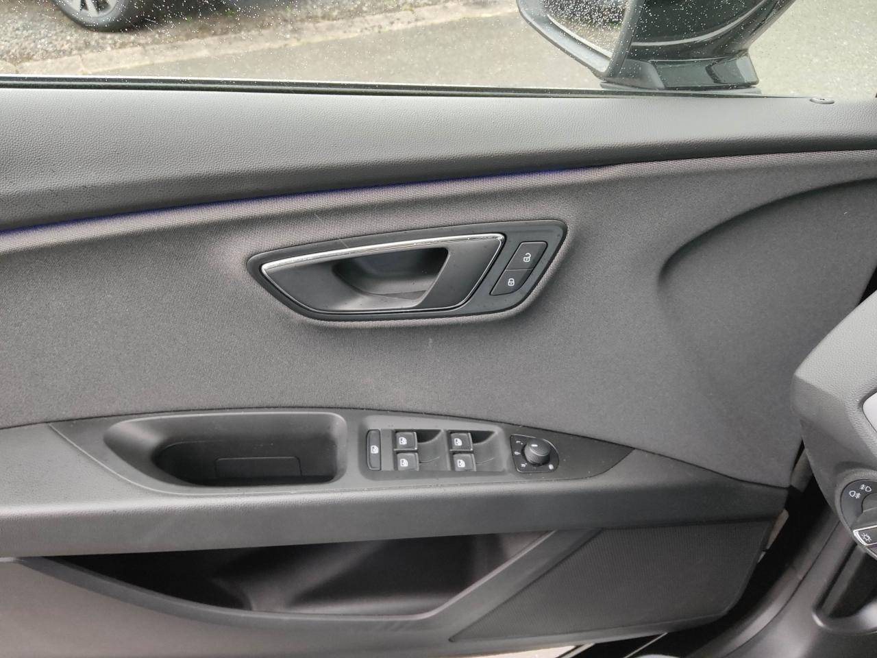 Seat LEON SPORTSTOURER XCELLENCE 1.5 TSI DSG NAVI SHZ Bildbeschreibung: Seat LEON SPORTSTOURER XCELLENCE 1.5 TSI DSG NAVI SHZ