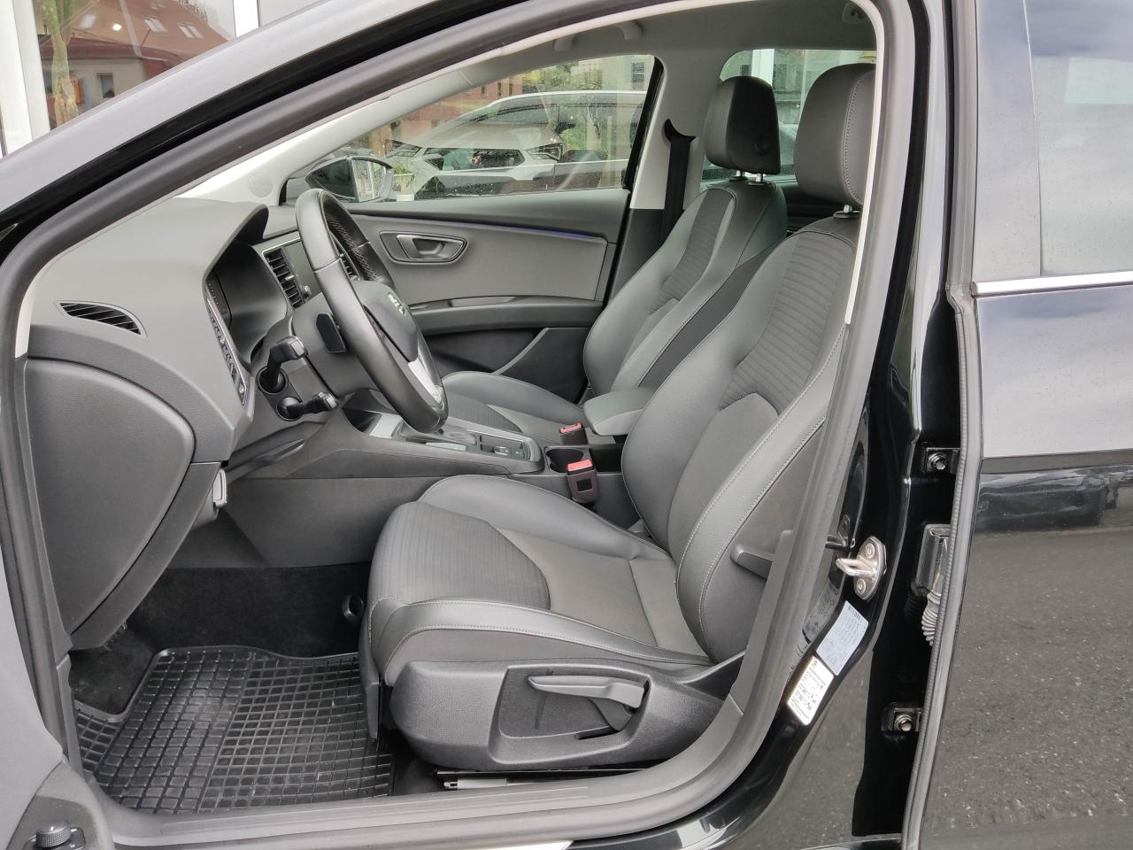 Seat LEON SPORTSTOURER XCELLENCE 1.5 TSI DSG NAVI SHZ Bildbeschreibung: Seat LEON SPORTSTOURER XCELLENCE 1.5 TSI DSG NAVI SHZ