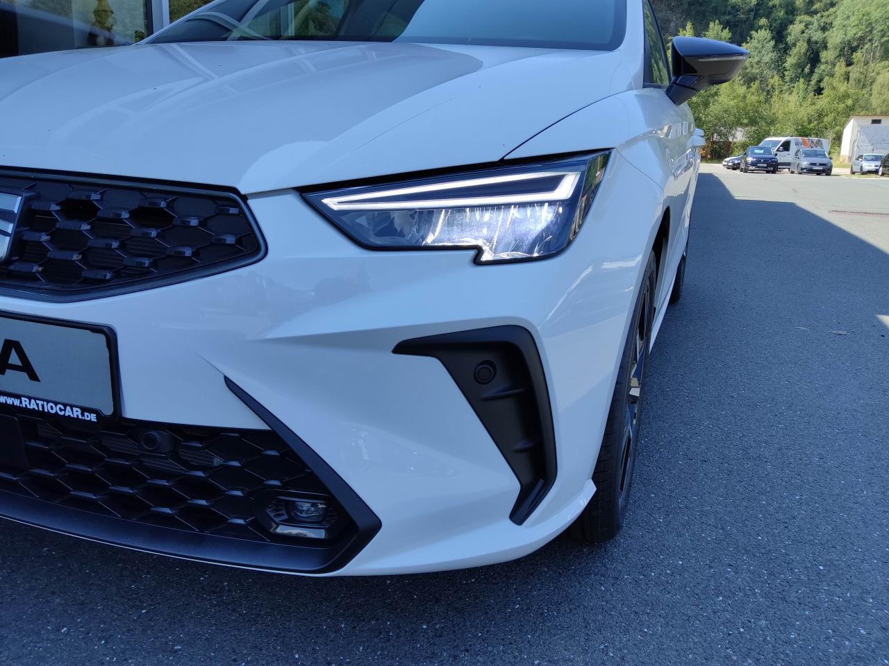 Seat IBIZA FR 1.0 TSI, CO2-Klasse: D, NAVI SITZHEIZ. EINPARKH. DAB+ Bildbeschreibung: Seat IBIZA FR 1.0 TSI, CO2-Klasse: D, NAVI SITZHEIZ. EINPARKH. DAB+