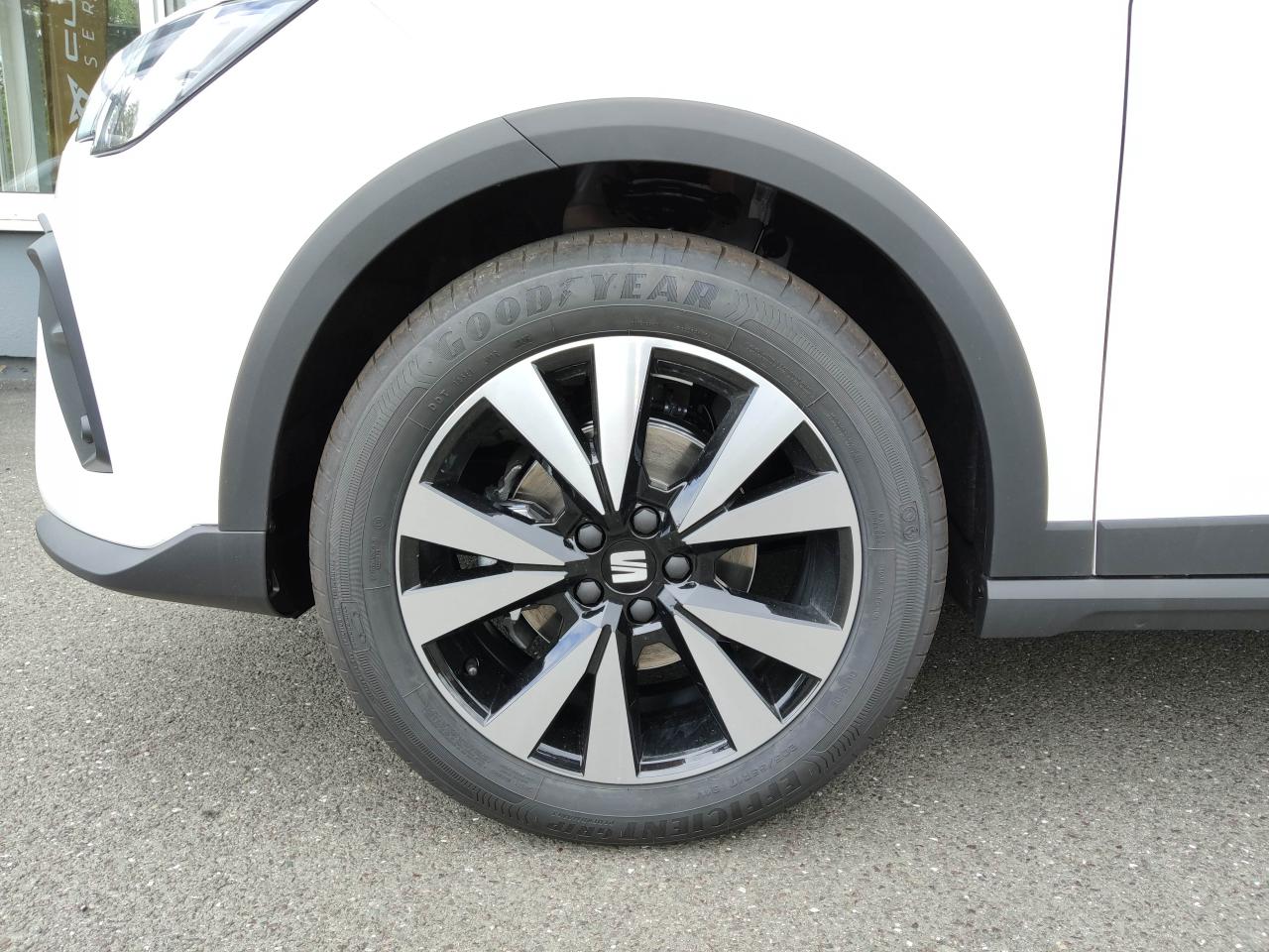 Seat ARONA FR 1.0 TSI, CO2-Klasse: D, NAVI SITZHEIZ. AHZV-VORBER. Bildbeschreibung: Seat ARONA FR 1.0 TSI, CO2-Klasse: D, NAVI SITZHEIZ. AHZV-VORBER.