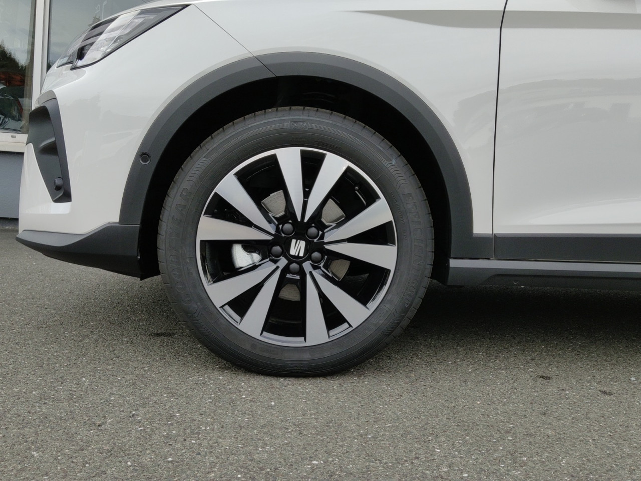 Seat ARONA FR 1.0 TSI DSG, CO2-Klasse: D, NAVI AHZV-VORBER. SHZ EPH Bildbeschreibung: Seat ARONA FR 1.0 TSI DSG, CO2-Klasse: D, NAVI AHZV-VORBER. SHZ EPH