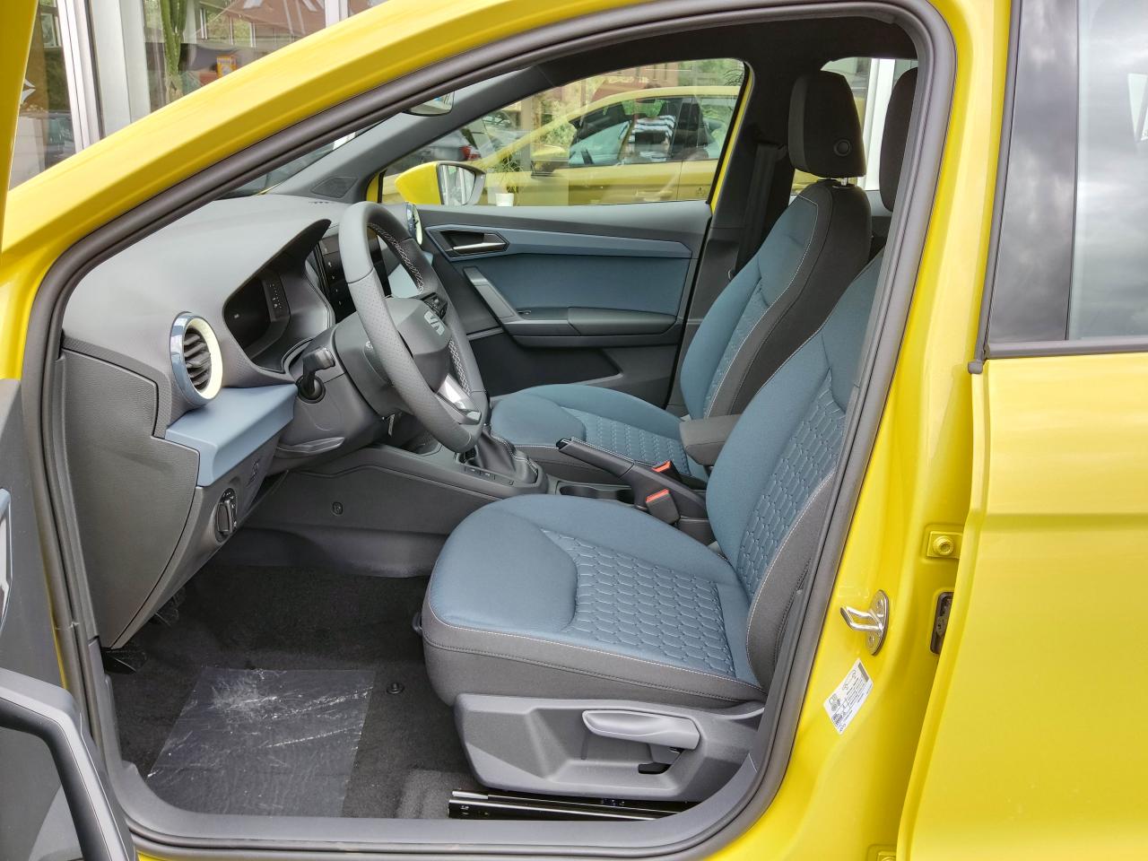 Seat IBIZA STYLE 1.0 TSI, CO2-Klasse: D, AHK-VORB. NAVI EINPARKH. SHZ Bildbeschreibung: Seat IBIZA STYLE 1.0 TSI, CO2-Klasse: D, AHK-VORB. NAVI EINPARKH. SHZ