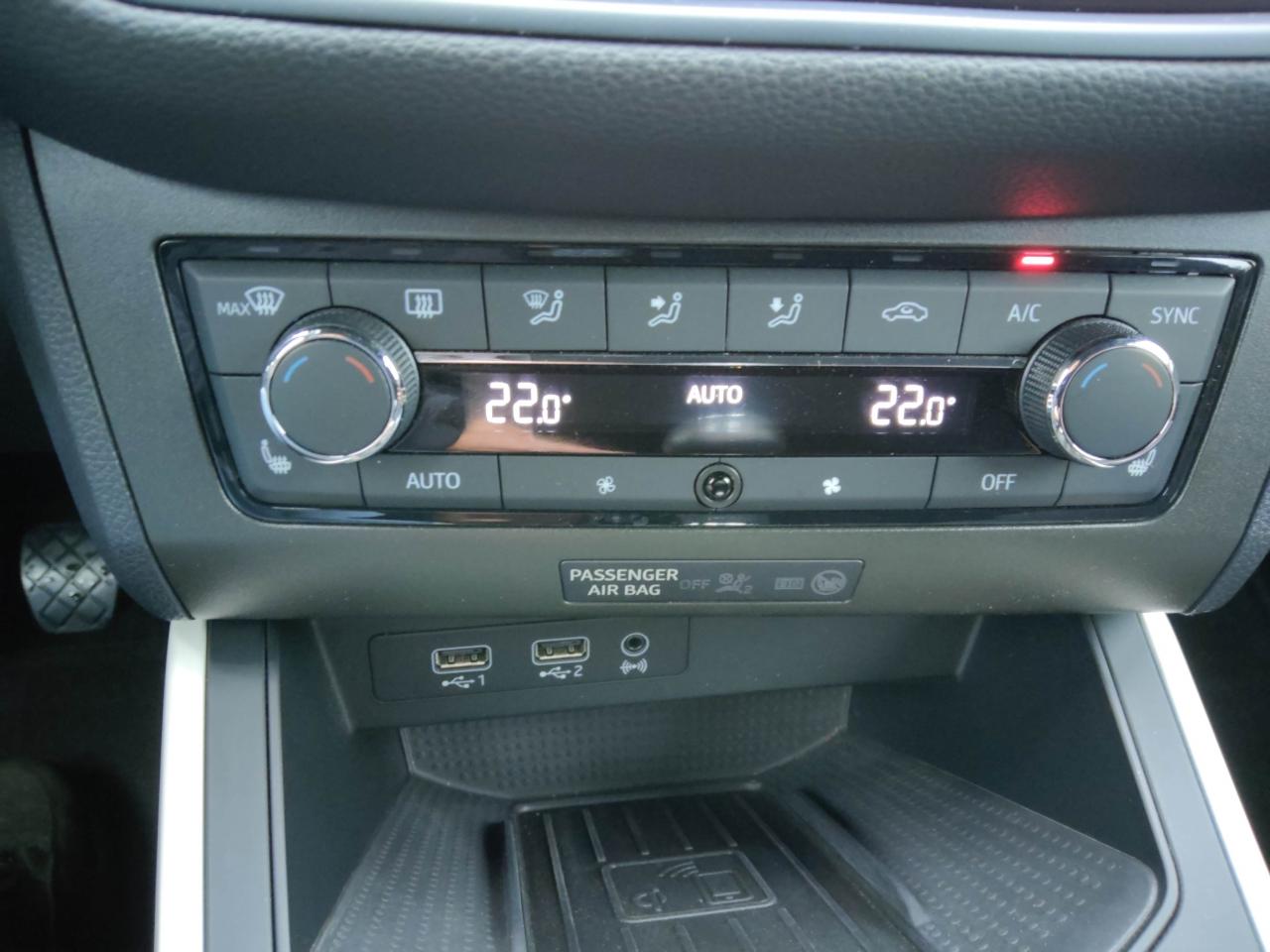 Seat ARONA 1.0 TSI XCELLENCE NAVI VOLL-LED SITZHEIZ. Bildbeschreibung: Seat ARONA 1.0 TSI XCELLENCE NAVI VOLL-LED SITZHEIZ.