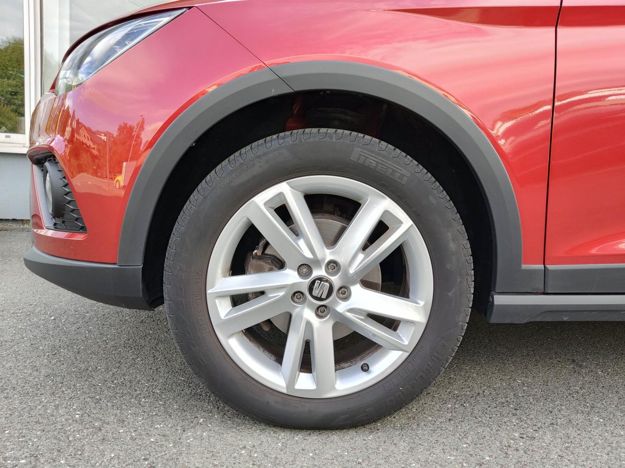 Seat ARONA FR 1.0 TSI DSG SCHECKHEFTGEPFL. SITZH. EPH Bildbeschreibung: Seat ARONA FR 1.0 TSI DSG SCHECKHEFTGEPFL. SITZH. EPH