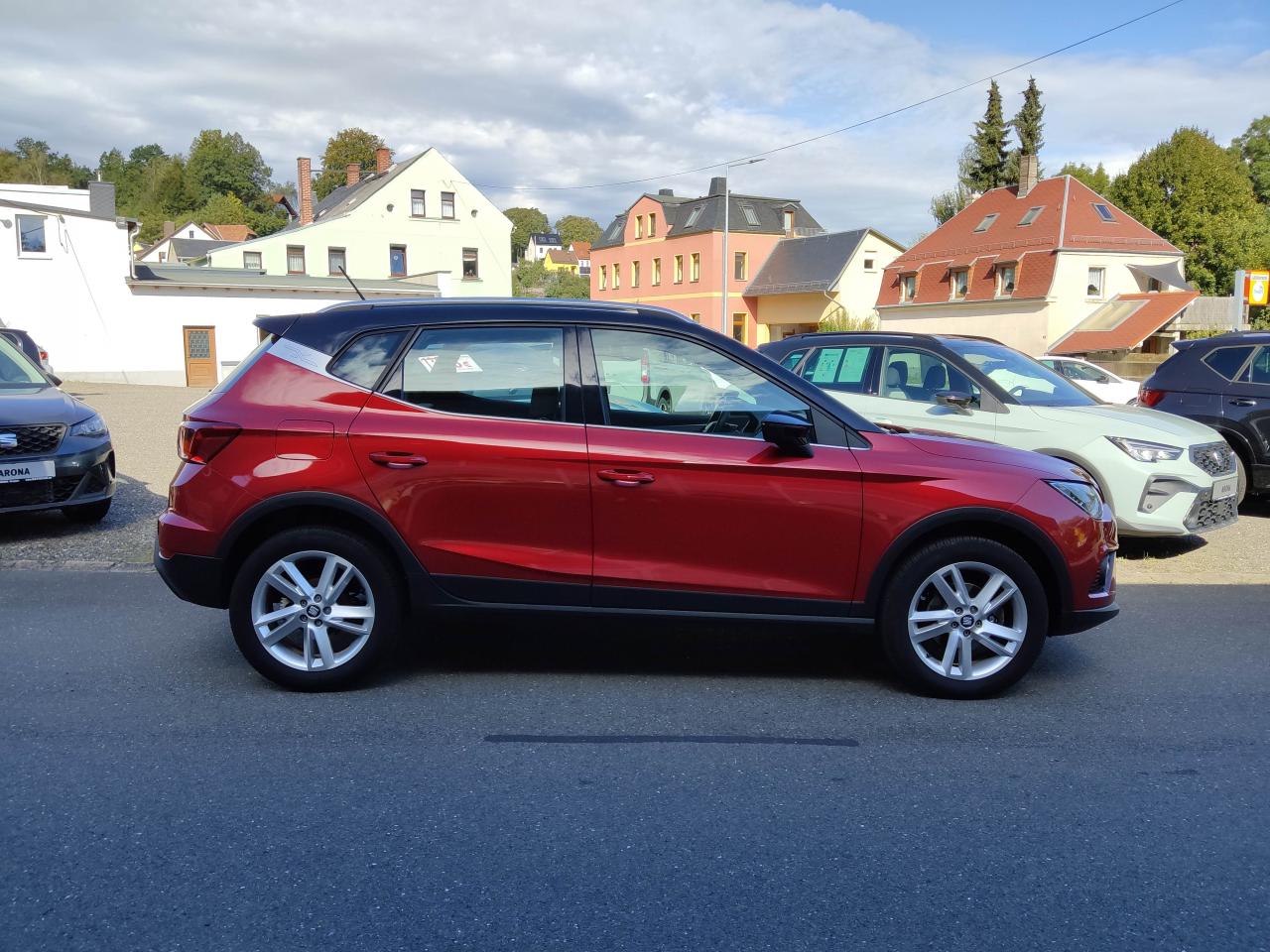 Seat ARONA FR 1.0 TSI DSG SCHECKHEFTGEPFL. SITZH. EPH Bildbeschreibung: Seat ARONA FR 1.0 TSI DSG SCHECKHEFTGEPFL. SITZH. EPH