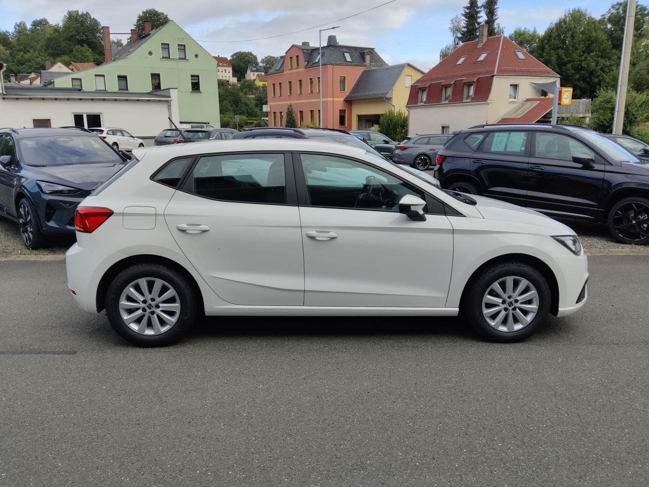 Seat IBIZA STYLE 1.0 MPI SITZHEIZ. EINPARKH. TEMPOMAT Bildbeschreibung: Seat IBIZA STYLE 1.0 MPI SITZHEIZ. EINPARKH. TEMPOMAT