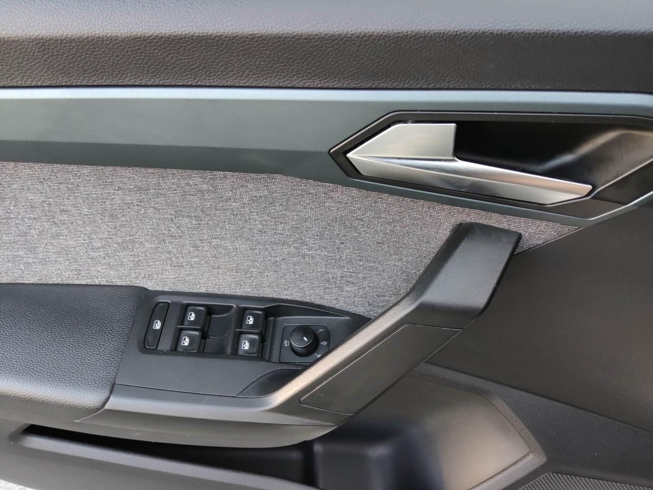 Seat ARONA XPERIENCE 1.0 TSI AHK TEMPOMAT NAVI SITZH. Bildbeschreibung: Seat ARONA XPERIENCE 1.0 TSI AHK TEMPOMAT NAVI SITZH.