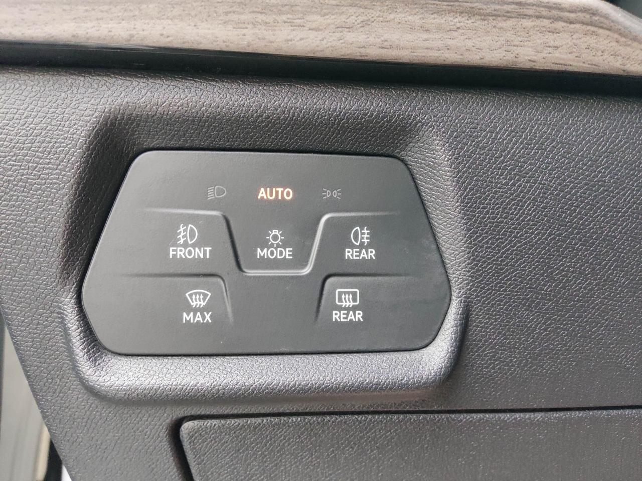 Seat LEON SPORTSTOURER XCELLENCE 1.5 TSI ACT AHZV USB Bildbeschreibung: Seat LEON SPORTSTOURER XCELLENCE 1.5 TSI ACT AHZV USB