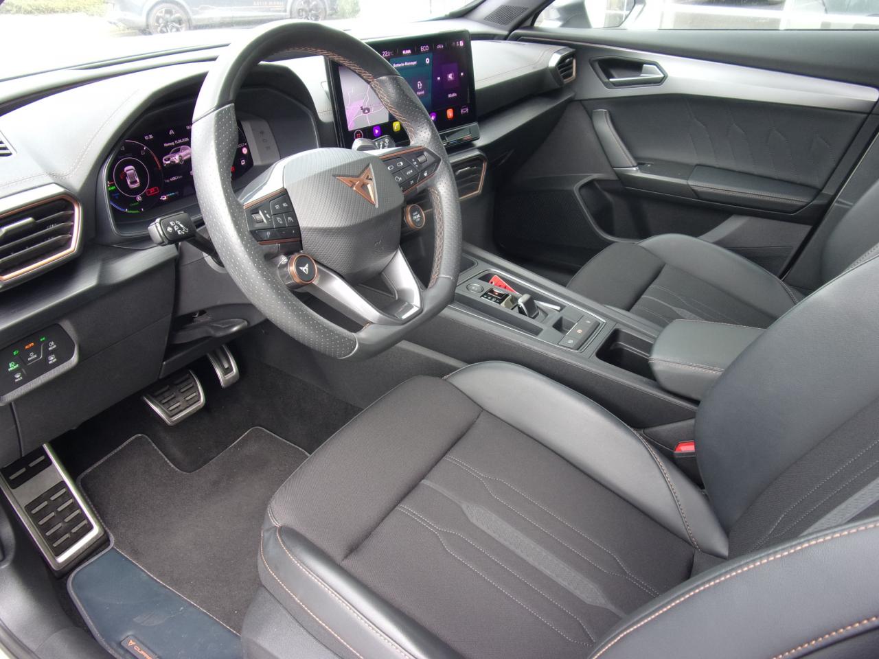 Cupra FORMENTOR VZ 1.4 E HYBRID DSG NAVI DAB+ Bildbeschreibung: Cupra FORMENTOR VZ 1.4 E HYBRID DSG NAVI DAB+