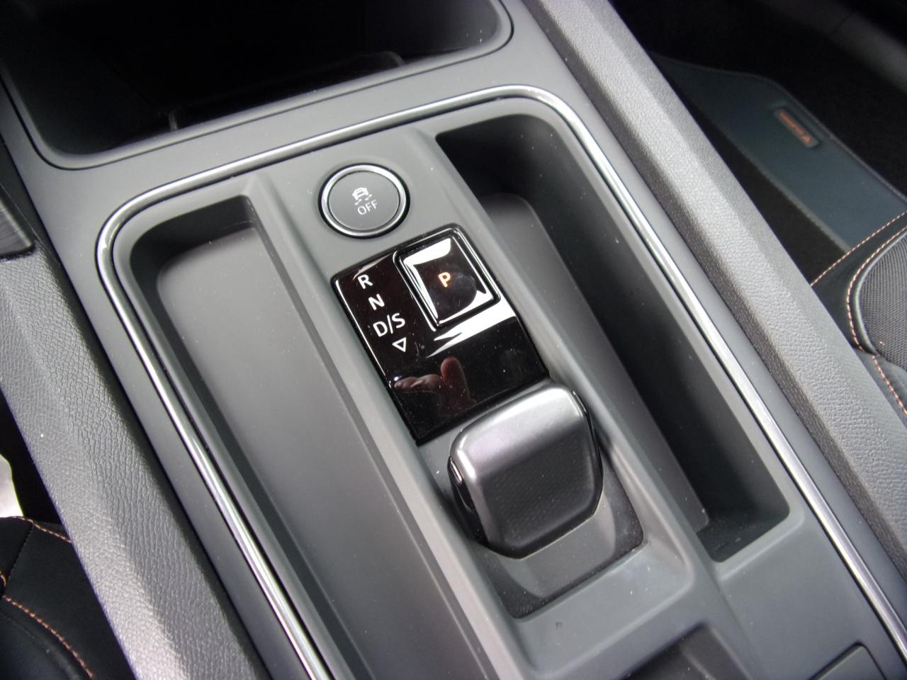 Cupra FORMENTOR VZ 1.4 E HYBRID DSG NAVI DAB+ Bildbeschreibung: Cupra FORMENTOR VZ 1.4 E HYBRID DSG NAVI DAB+