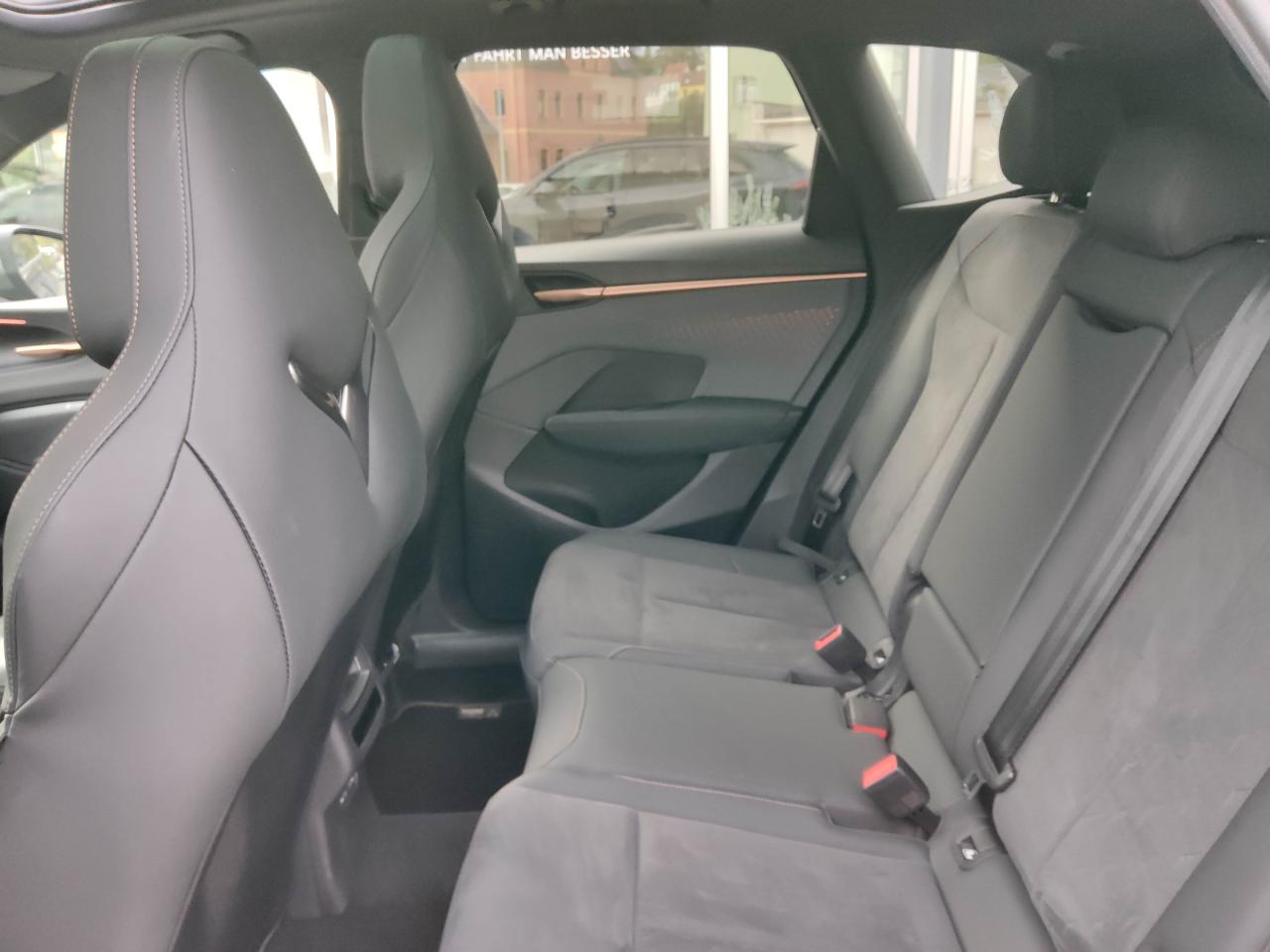 Cupra TERRAMAR 1.5 ETSI DSG AHZV NAVI SITZH. EINPARKH. Bildbeschreibung: Cupra TERRAMAR 1.5 ETSI DSG AHZV NAVI SITZH. EINPARKH.