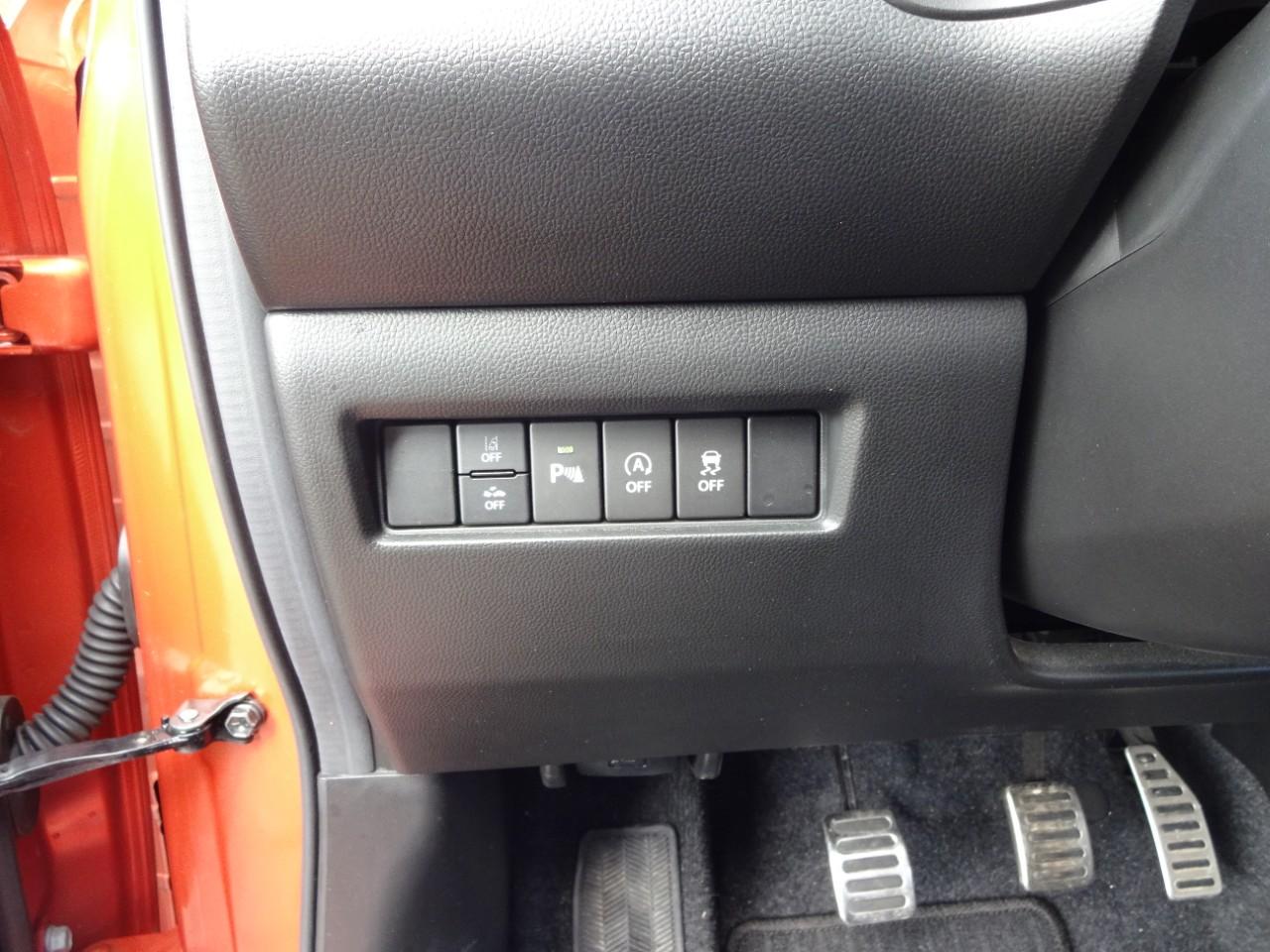 Suzuki SWIFT 1.4 BOOSTERJET SPORT VOLL-LED KLIMA NAVI Bildbeschreibung: Suzuki SWIFT 1.4 BOOSTERJET SPORT VOLL-LED KLIMA NAVI