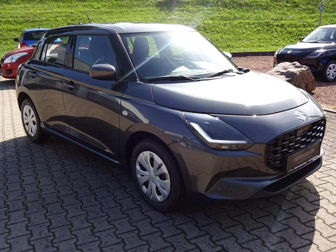 Suzuki SWIFT 1.2 DUALJET CLUB, CO2-Klasse: C, NAVI DAB+ EINPARKH. USB Bildbeschreibung: Suzuki SWIFT 1.2 DUALJET CLUB, CO2-Klasse: C, NAVI DAB+ EINPARKH. USB
