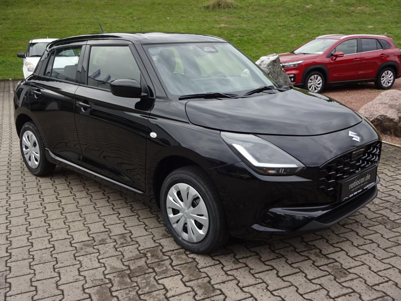Suzuki SWIFT 1.2 DUALJET ALLGRIP CLUB, CO2-Klasse: C, NAVI EINPARKH. Bildbeschreibung: Suzuki SWIFT 1.2 DUALJET ALLGRIP CLUB, CO2-Klasse: C, NAVI EINPARKH.