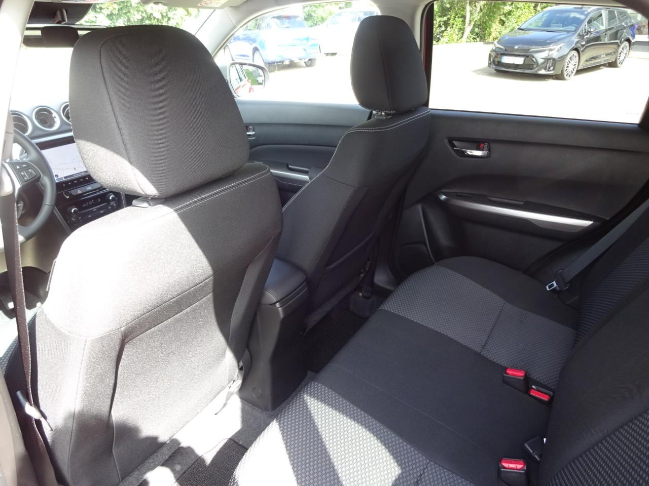 Suzuki VITARA 1.4 BOOSTERJET ALLGRIP COMFORT, CO2-Klasse: D, NAVI EPH Bildbeschreibung: Suzuki VITARA 1.4 BOOSTERJET ALLGRIP COMFORT, CO2-Klasse: D, NAVI EPH