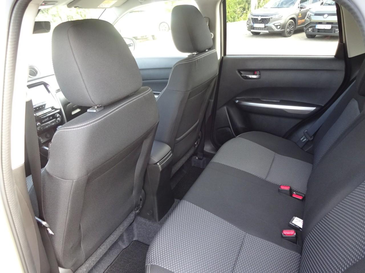 Suzuki VITARA 1.4 , CO2-Klasse: B, NAVI Bildbeschreibung: Suzuki VITARA 1.4 , CO2-Klasse: B, NAVI