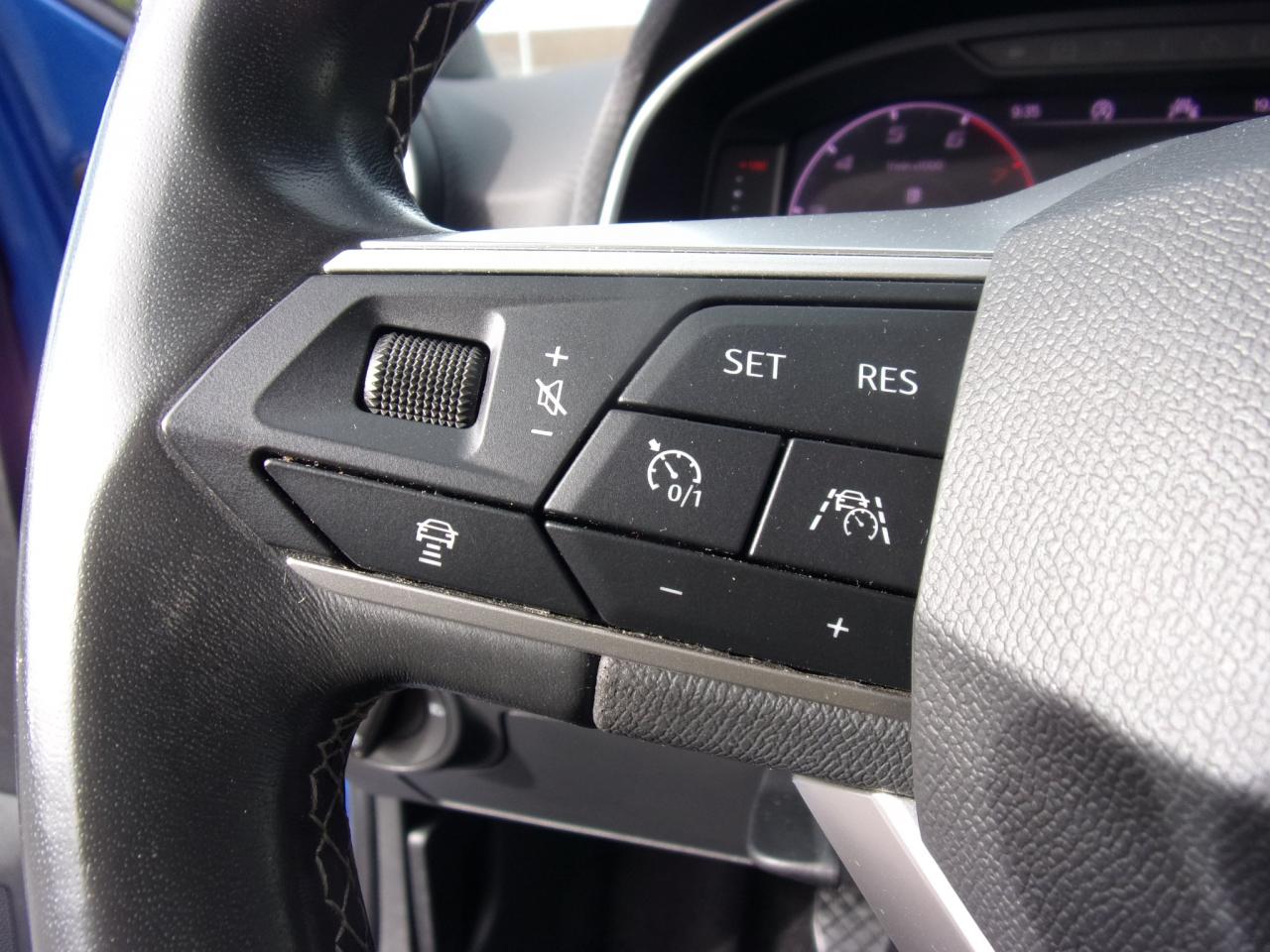 Seat ARONA XPERIENCE 1.0 TSI GAR.-10/2026* NAVI SHZ Bildbeschreibung: Seat ARONA XPERIENCE 1.0 TSI GAR.-10/2026* NAVI SHZ