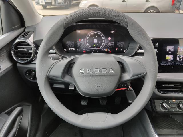 Skoda FABIA SELECTION 1.0 MPI, CO2-Klasse: D, SITZHEIZ. EINPARKH. DAB+ Bildbeschreibung: Skoda FABIA SELECTION 1.0 MPI, CO2-Klasse: D, SITZHEIZ. EINPARKH. DAB+