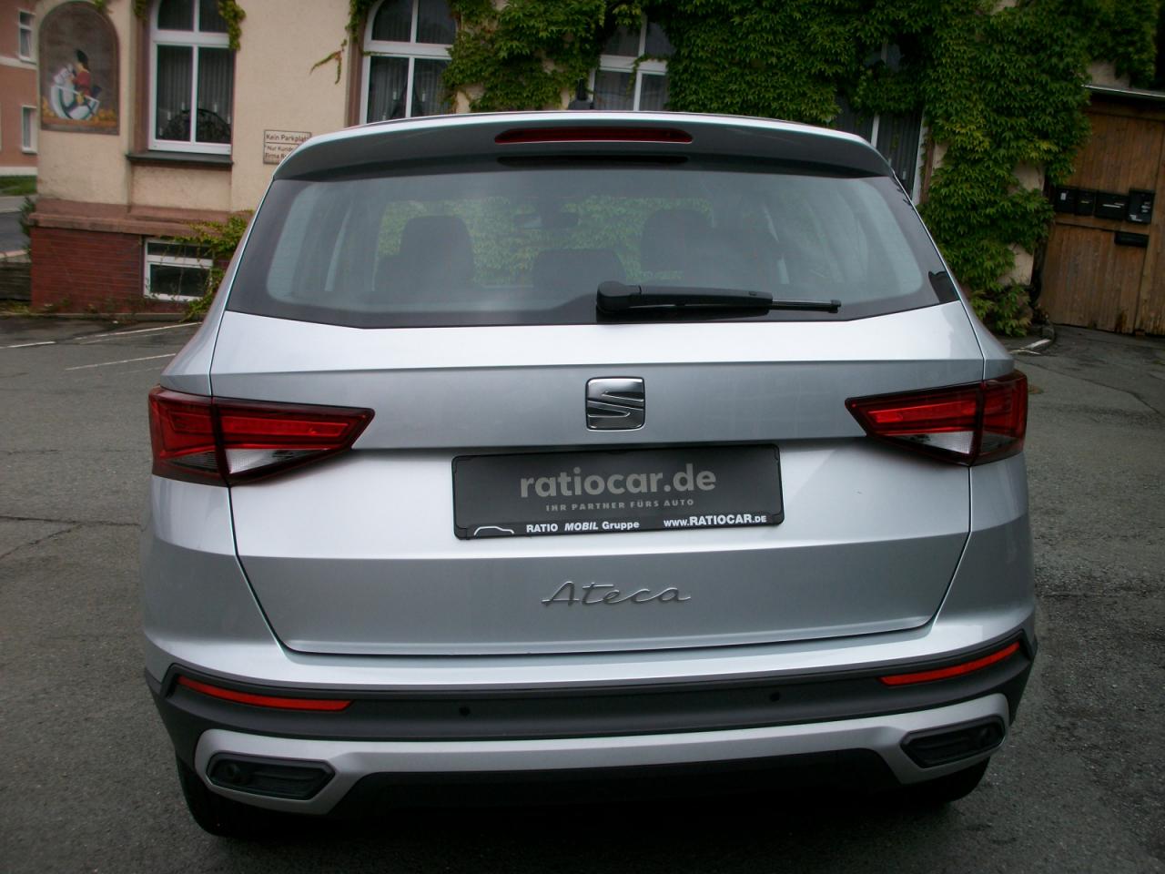 Seat ATECA STYLE 2.0 TDI DSG AHZV EINPARKH. SITZHEIZ. Bildbeschreibung: Seat ATECA STYLE 2.0 TDI DSG AHZV EINPARKH. SITZHEIZ.