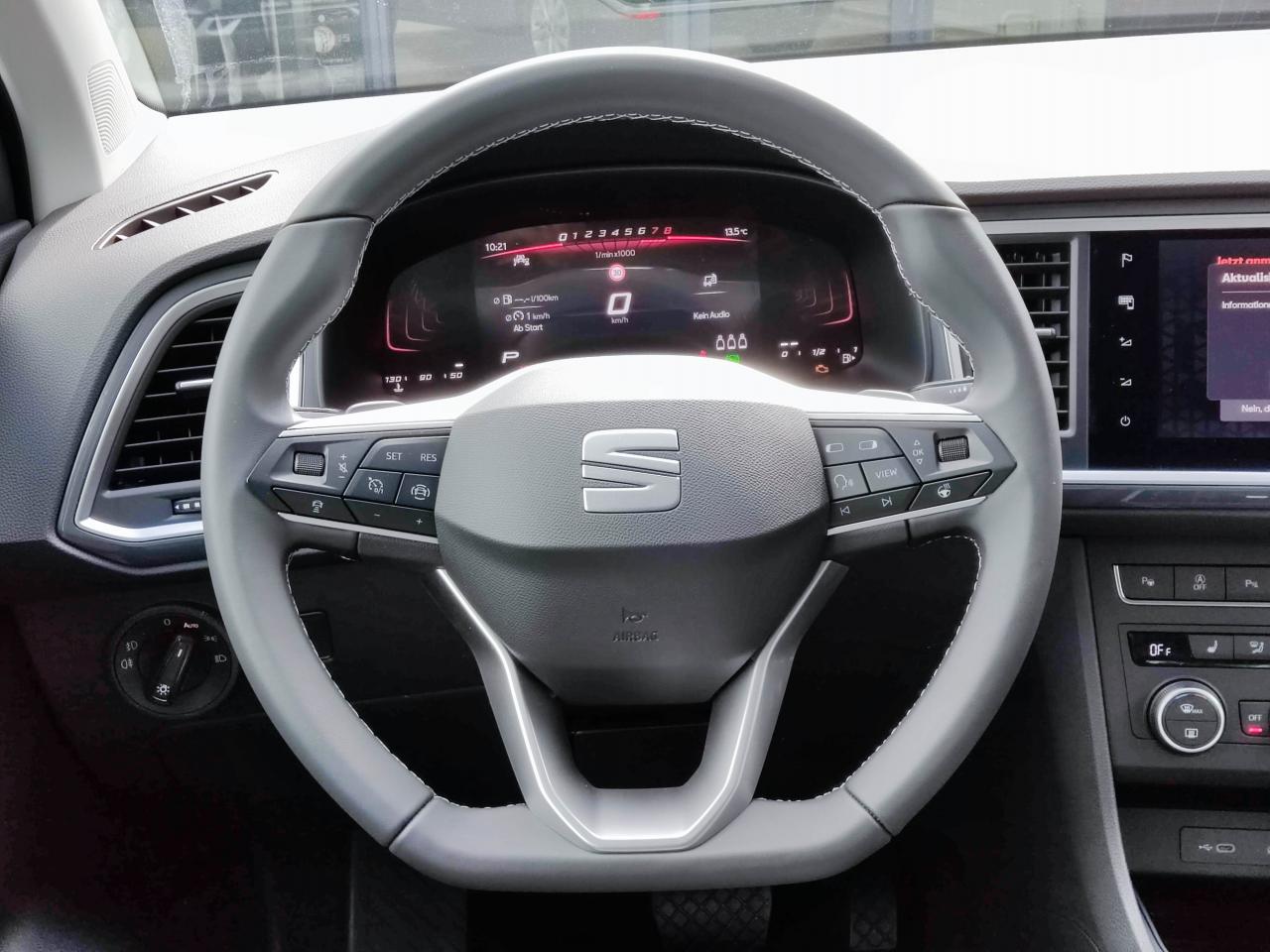 Seat ATECA ROAD EDITION 1.5 TSI DSG, CO2-Klasse: E, NAVI AHZV SITZH. Bildbeschreibung: Seat ATECA ROAD EDITION 1.5 TSI DSG, CO2-Klasse: E, NAVI AHZV SITZH.