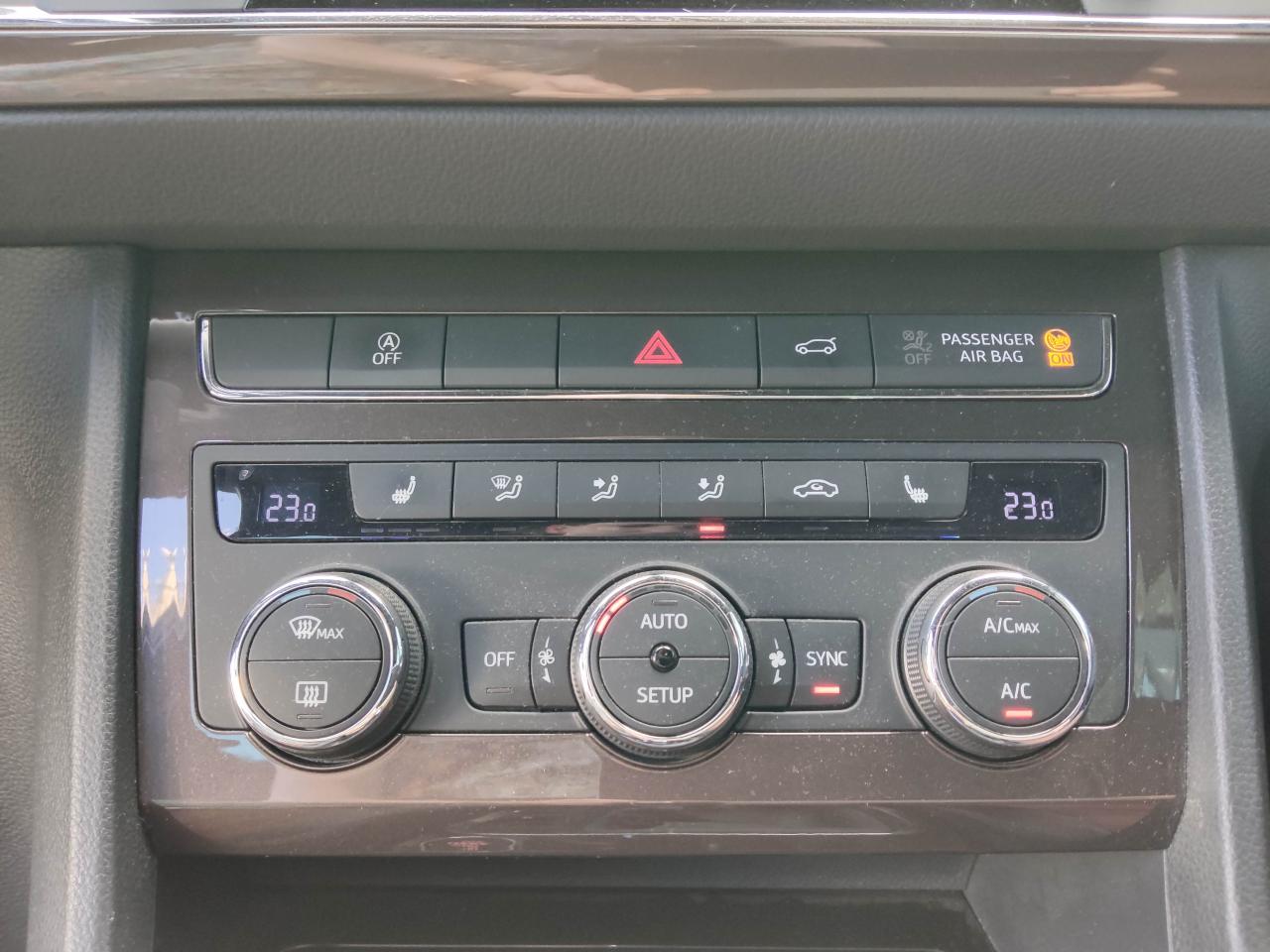 Seat ATECA XCELLENCE 1.5 TSI DSG NAVI TEMPOMAT SHZ Bildbeschreibung: Seat ATECA XCELLENCE 1.5 TSI DSG NAVI TEMPOMAT SHZ