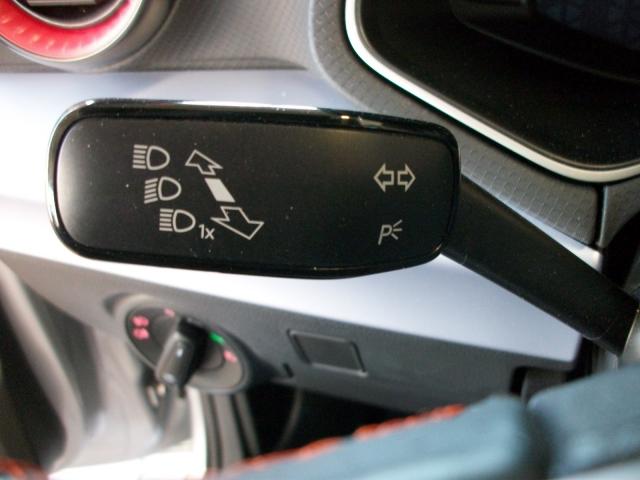 Seat IBIZA FR 1.0 TSI NAVI EINPARKH. DAB+ TEMPOMAT Bildbeschreibung: Seat IBIZA FR 1.0 TSI NAVI EINPARKH. DAB+ TEMPOMAT