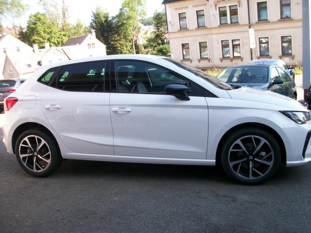 Seat IBIZA FR 1.0 TSI, CO2-Klasse: D, NAVI SITZHEIZ. EINPARKH. Bildbeschreibung: Seat IBIZA FR 1.0 TSI, CO2-Klasse: D, NAVI SITZHEIZ. EINPARKH.
