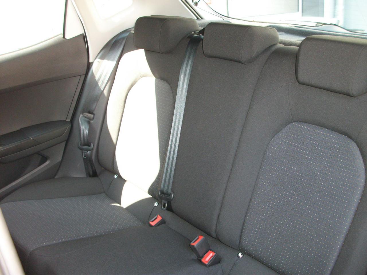 Seat IBIZA STYLE EDITION 1.0 TSI DSG GANZJAHRESREIFEN Bildbeschreibung: Seat IBIZA STYLE EDITION 1.0 TSI DSG GANZJAHRESREIFEN