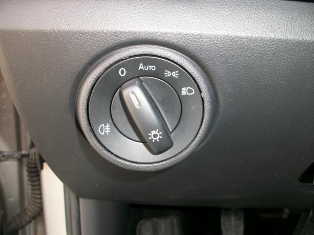 Volkswagen UP! MOVE 1.0 EINPARKH. DAB+ USB Bildbeschreibung: Volkswagen UP! MOVE 1.0 EINPARKH. DAB+ USB