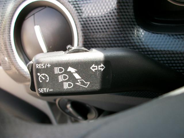Volkswagen UP! MOVE 1.0 EINPARKH. DAB+ USB Bildbeschreibung: Volkswagen UP! MOVE 1.0 EINPARKH. DAB+ USB
