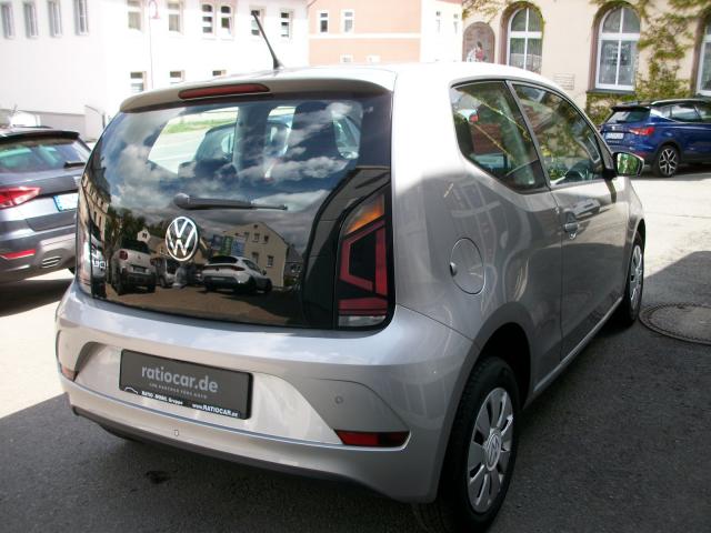 Volkswagen UP! MOVE 1.0 EINPARKH. DAB+ USB Bildbeschreibung: Volkswagen UP! MOVE 1.0 EINPARKH. DAB+ USB