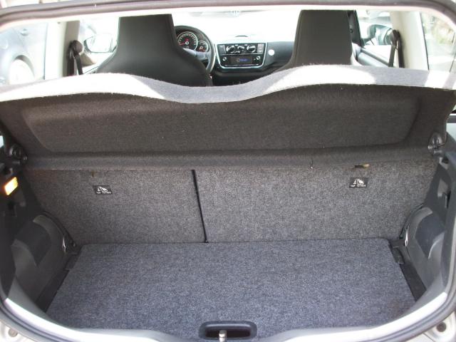 Volkswagen UP! MOVE 1.0 EINPARKH. DAB+ USB Bildbeschreibung: Volkswagen UP! MOVE 1.0 EINPARKH. DAB+ USB