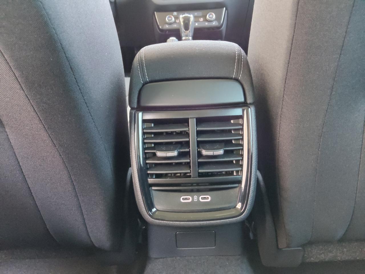 Skoda KAMIQ SELECTION XTRA 1.0 TSI DSG, CO2-Klasse: D, SITZHEIZ. EPH Bildbeschreibung: Skoda KAMIQ SELECTION XTRA 1.0 TSI DSG, CO2-Klasse: D, SITZHEIZ. EPH