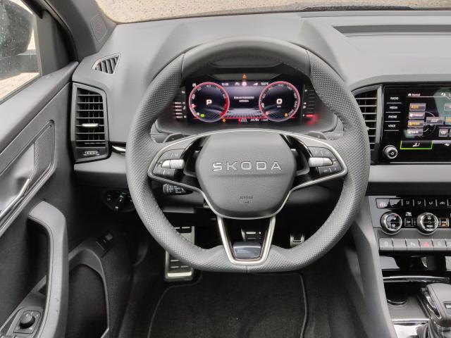 Skoda KAROQ SPORTLINE 1.5 TSI DSG, CO2-Klasse: E, PANOR.-D. MATRIX-LED Bildbeschreibung: Skoda KAROQ SPORTLINE 1.5 TSI DSG, CO2-Klasse: E, PANOR.-D. MATRIX-LED