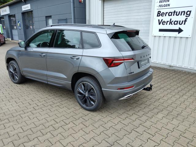 Skoda KAROQ SPORTLINE 1.5 TSI DSG, CO2-Klasse: E, PANOR.-D. MATRIX-LED Bildbeschreibung: Skoda KAROQ SPORTLINE 1.5 TSI DSG, CO2-Klasse: E, PANOR.-D. MATRIX-LED