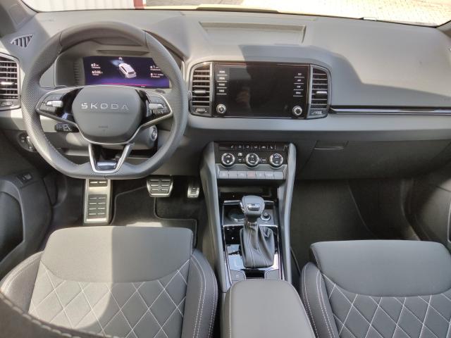 Skoda KAROQ SPORTLINE 1.5 TSI DSG, CO2-Klasse: E, PANORAMA MATRIX LED Bildbeschreibung: Skoda KAROQ SPORTLINE 1.5 TSI DSG, CO2-Klasse: E, PANORAMA MATRIX LED