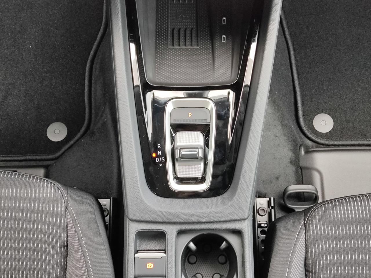 Skoda OCTAVIA KOMBI SELECTION PLUS 1.5 TSI DSG mHEV, CO2-Klasse: D, Bildbeschreibung: Skoda OCTAVIA KOMBI SELECTION PLUS 1.5 TSI DSG mHEV, CO2-Klasse: D,