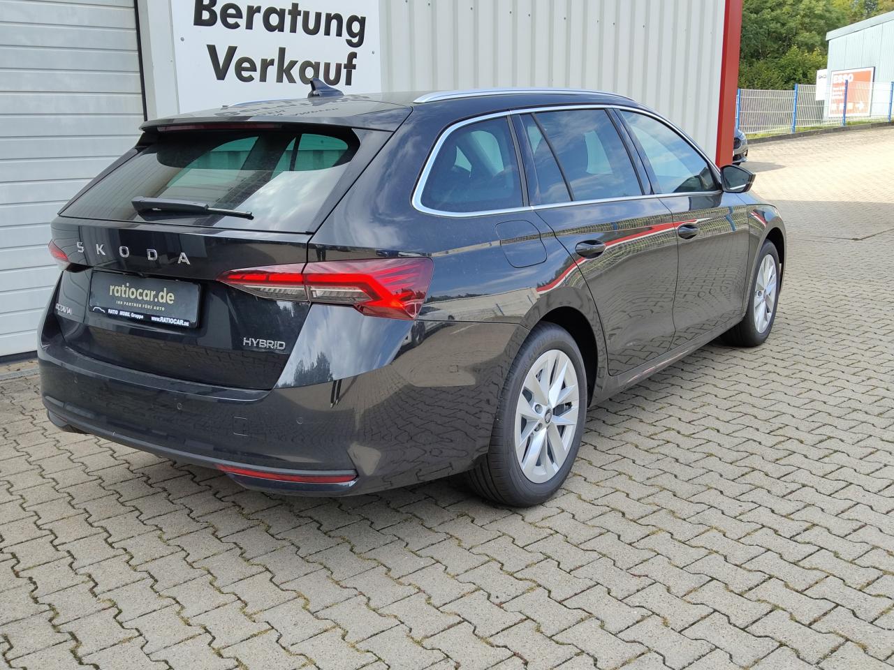 Skoda OCTAVIA KOMBI SELECTION PLUS 1.5 TSI DSG mHEV, CO2-Klasse: D, Bildbeschreibung: Skoda OCTAVIA KOMBI SELECTION PLUS 1.5 TSI DSG mHEV, CO2-Klasse: D,