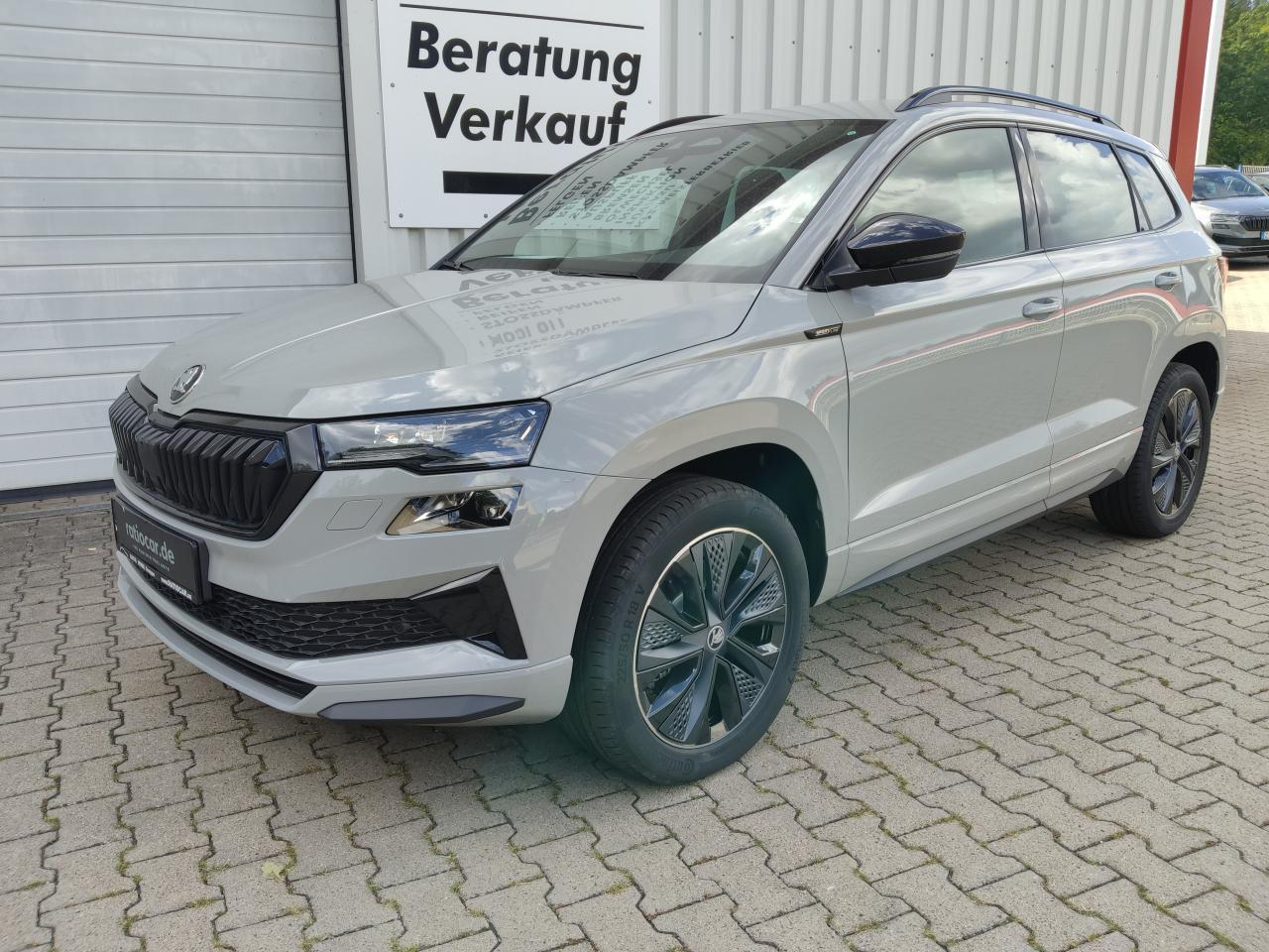 Skoda KAROQ SPORTLINE 2.0 TSI DSG 4X4, CO2-Klasse: F, AHZV MATRIX-LED Bildbeschreibung: Skoda KAROQ SPORTLINE 2.0 TSI DSG 4X4, CO2-Klasse: F, AHZV MATRIX-LED