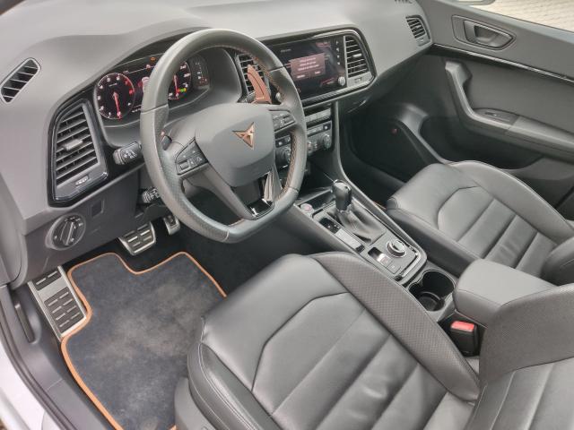 Cupra ATECA 2.0 TSI DSG 4DRIVE AHK PANORAMAD. NAVI SHZ Bildbeschreibung: Cupra ATECA 2.0 TSI DSG 4DRIVE AHK PANORAMAD. NAVI SHZ