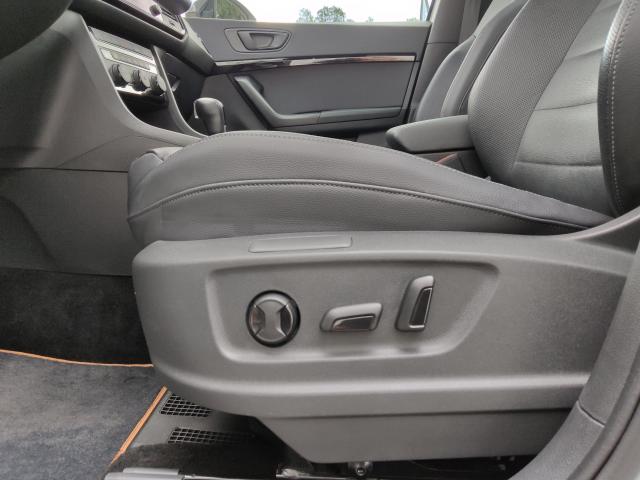 Cupra ATECA 2.0 TSI DSG 4DRIVE AHK PANORAMAD. NAVI SHZ Bildbeschreibung: Cupra ATECA 2.0 TSI DSG 4DRIVE AHK PANORAMAD. NAVI SHZ