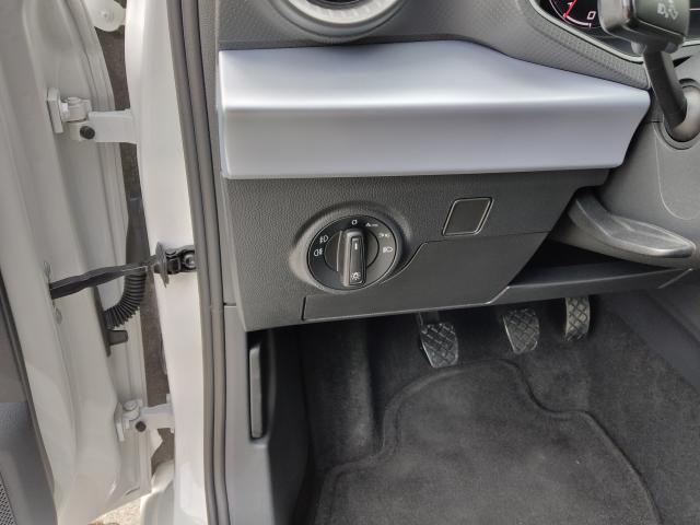 Seat IBIZA FR 1.0 TSI NAVI SITZH. USB EINPARKH. DAB+ Bildbeschreibung: Seat IBIZA FR 1.0 TSI NAVI SITZH. USB EINPARKH. DAB+