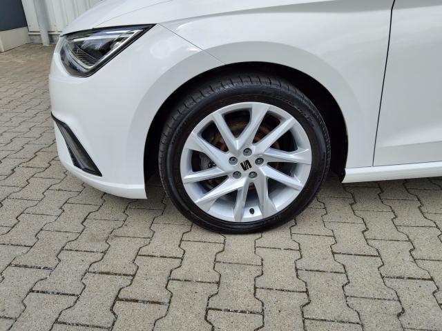 Seat IBIZA FR 1.0 TSI NAVI SITZH. USB EINPARKH. DAB+ Bildbeschreibung: Seat IBIZA FR 1.0 TSI NAVI SITZH. USB EINPARKH. DAB+